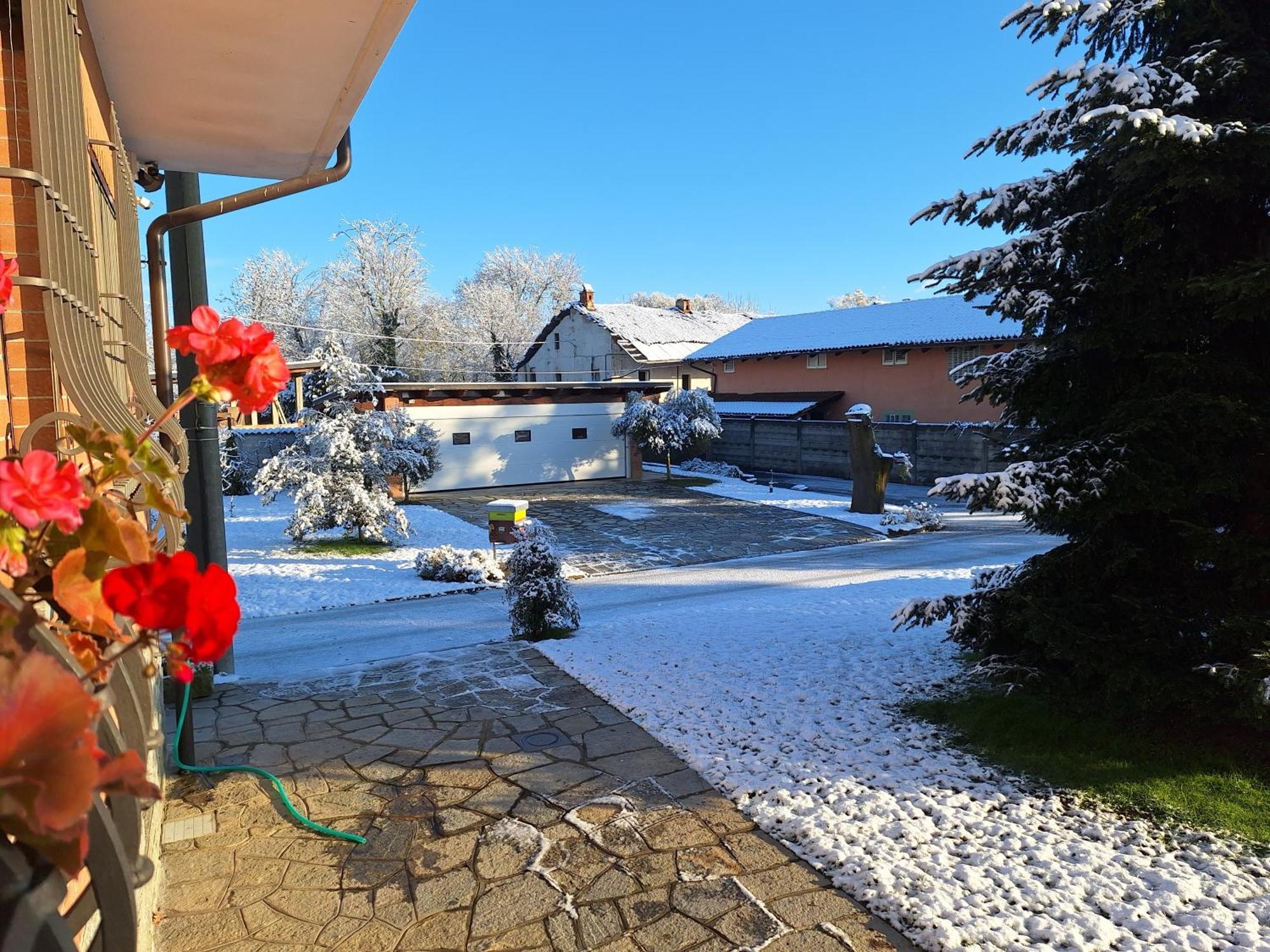 Casa Matilde Villa Leinì Exteriör bild
